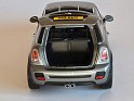 1:18 Kyosho Mini Cooper R56 S John Cooper Works 2008 Gris. Subida por Ricardo